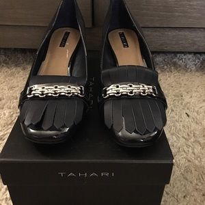Tahari shoes